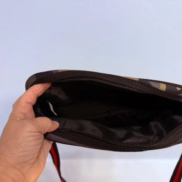 Neoprene Crossbody - Camouflage - Picture 5 of 6